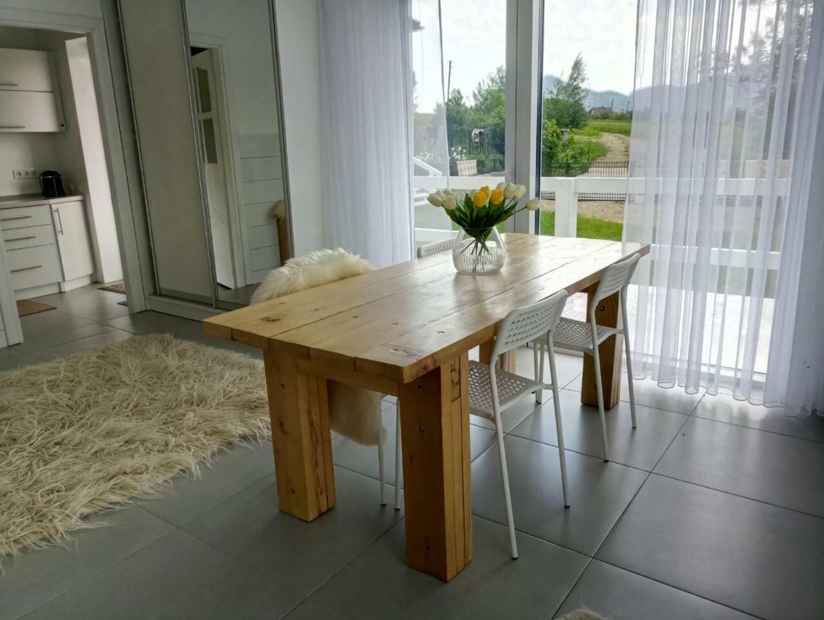 Cosy House Villa Berehomet ภายนอก รูปภาพ